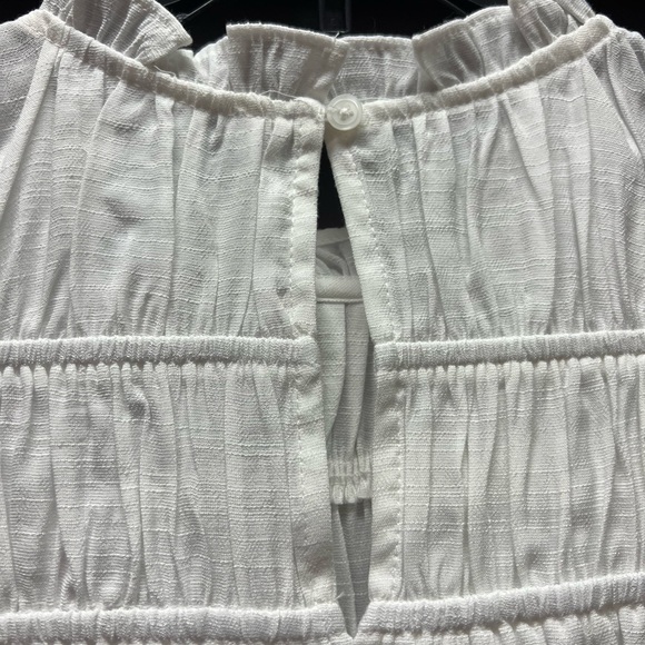 White Baby Doll Style Ladies Top NINE WEST - Picture 6 of 7